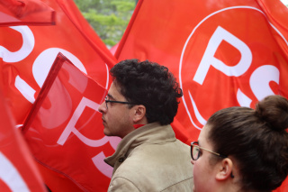 Groupe Socialiste du Parlement de la Fédération Wallonie-Bruxelles - Nos députés sur le terrain - Soutien aux travailleurs Delhaize 