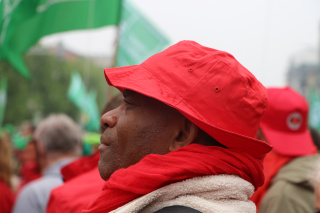 Groupe Socialiste du Parlement de la Fédération Wallonie-Bruxelles - Nos députés sur le terrain - Soutien aux travailleurs Delhaize 